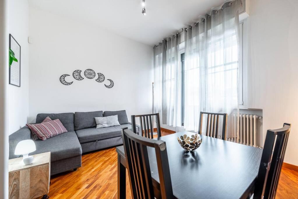 Carrobbio'S Nest - Elegant With Wifi And Netflix Apartamento Milão Exterior foto